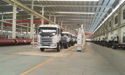 江淮格爾發<a href=http://www.fjkjs.com/ssc target=_blank class=infotextkey>灑水車</a>批量出口委內瑞拉
