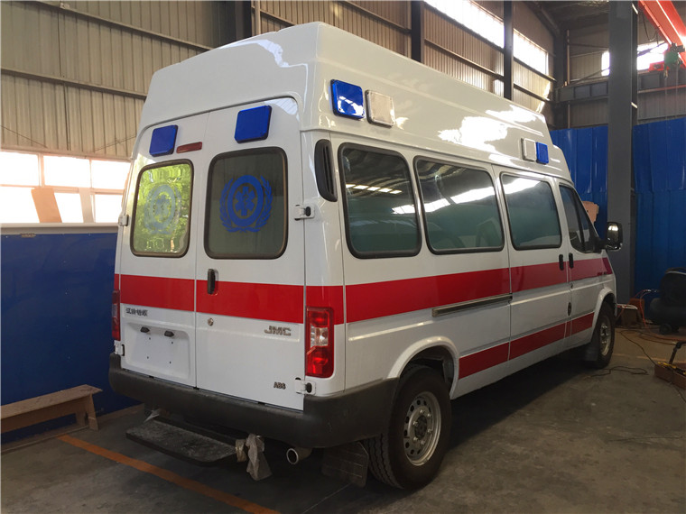 江鈴特順救護(hù)車長軸高頂(國五)